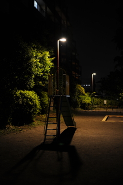 夜の滑り台