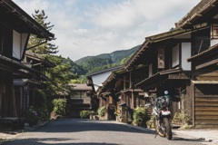 早朝の宿場町