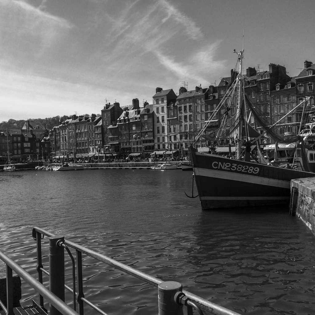 Days in Paris - Honfleur