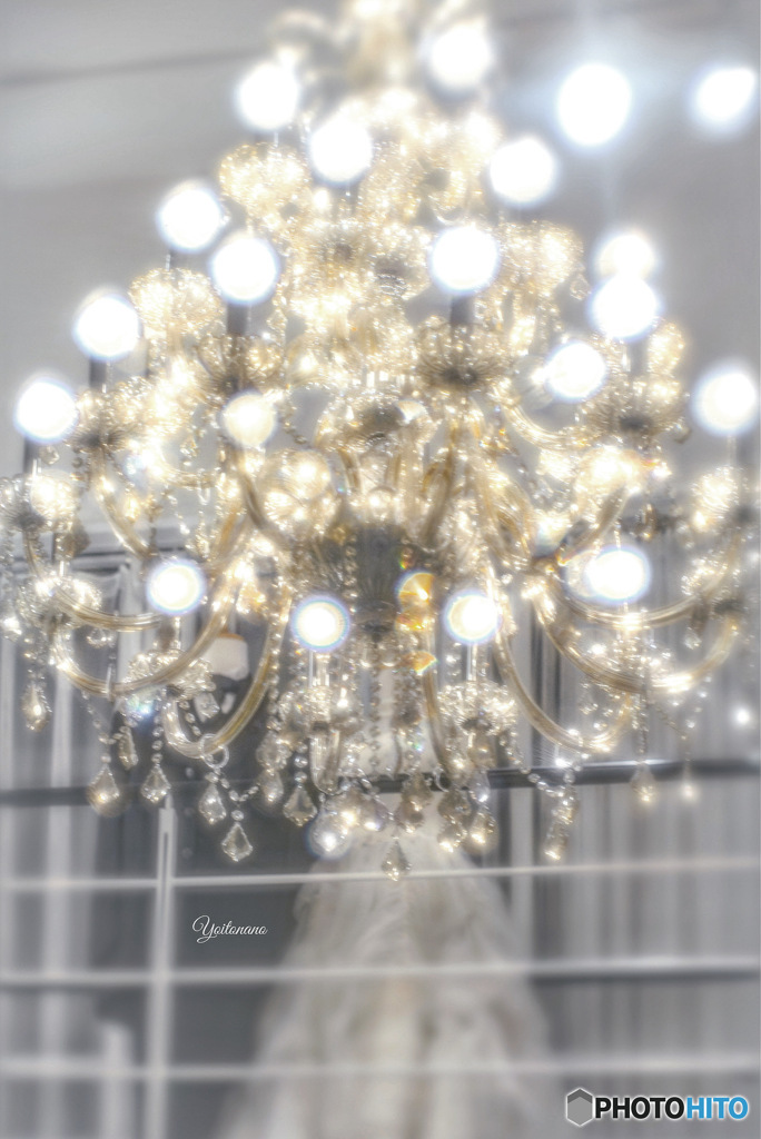 Sparkle in Thambar 90mm F2.2
