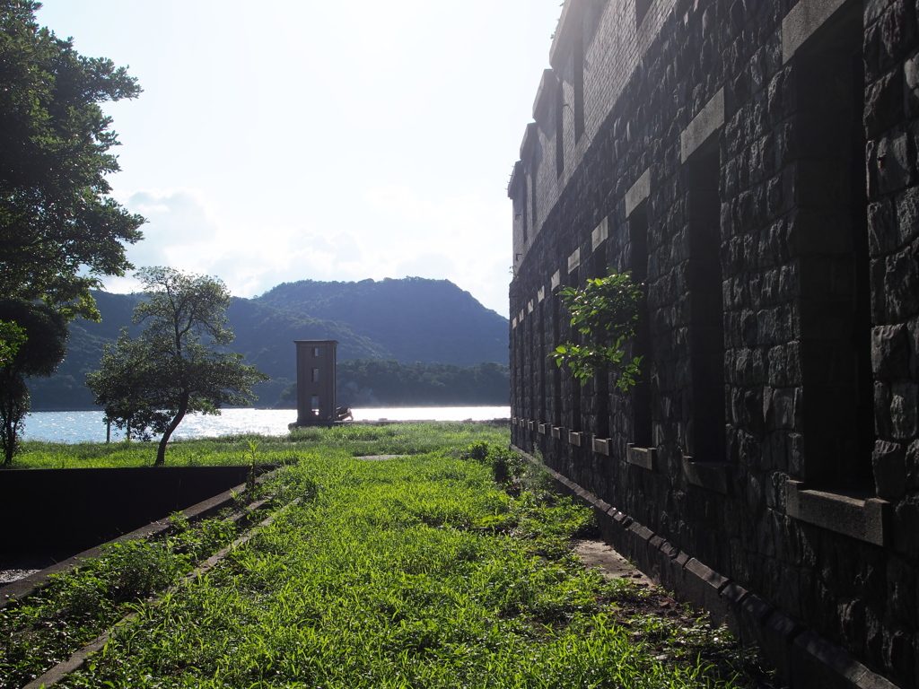 魚雷発射試験場跡　外壁