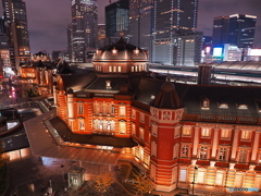 東京駅を俯瞰