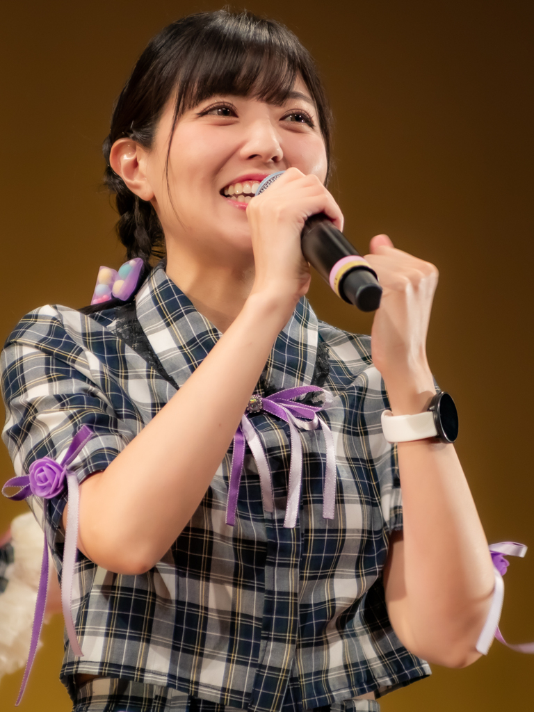 美波有里