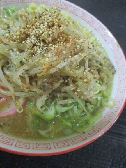 インスタントもやしアサリラーメン