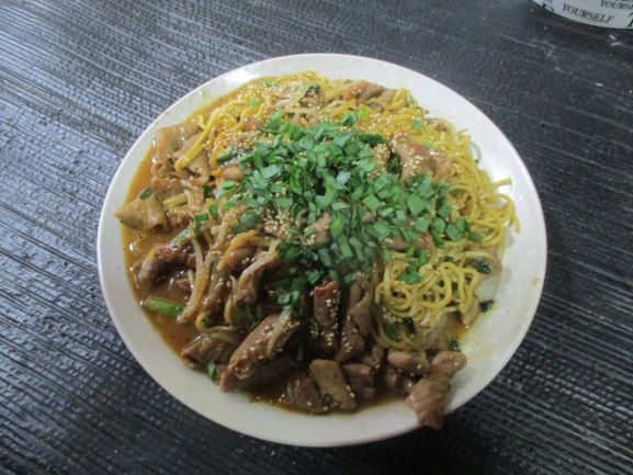 ホルモン焼きそば