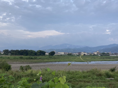川のある風景