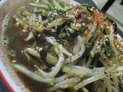 もやしにら味噌ラーメン