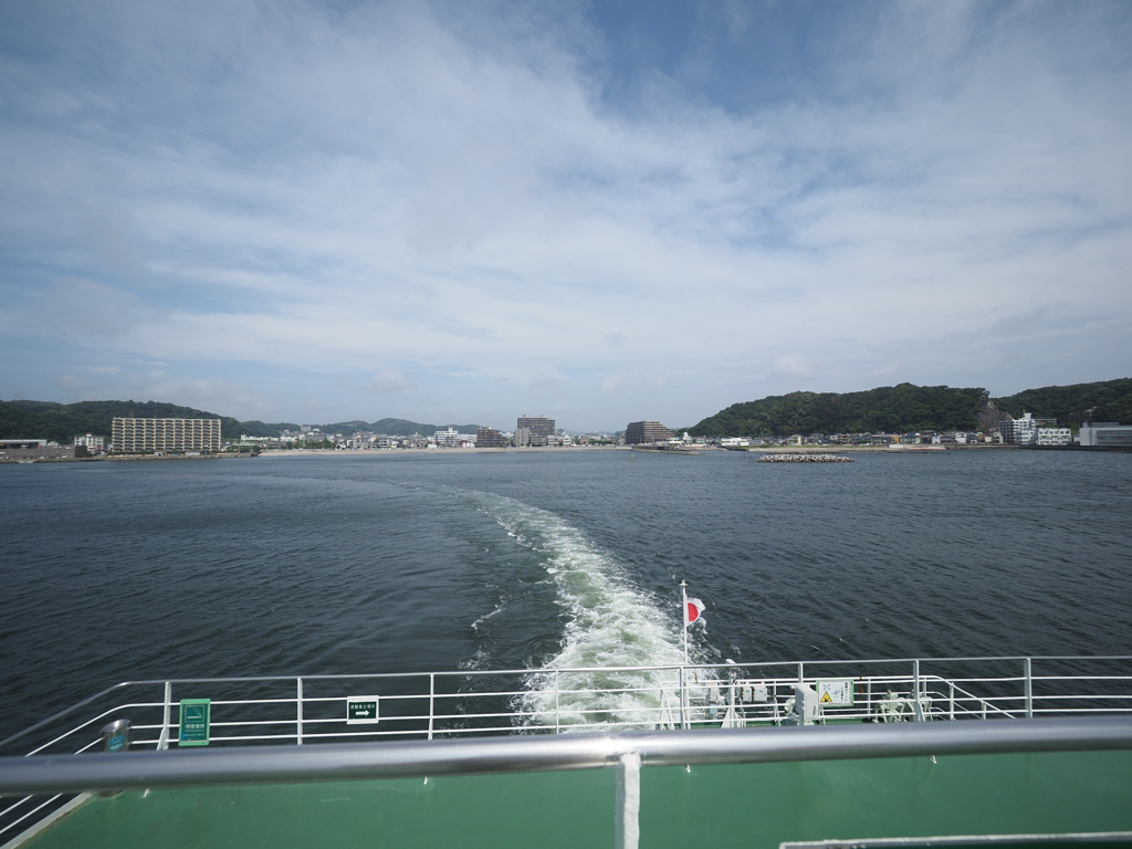 東京湾フェリー　久里浜沖