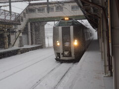 深川駅特急カムイ