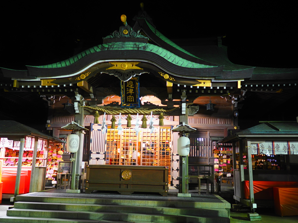 江島神社辺津宮