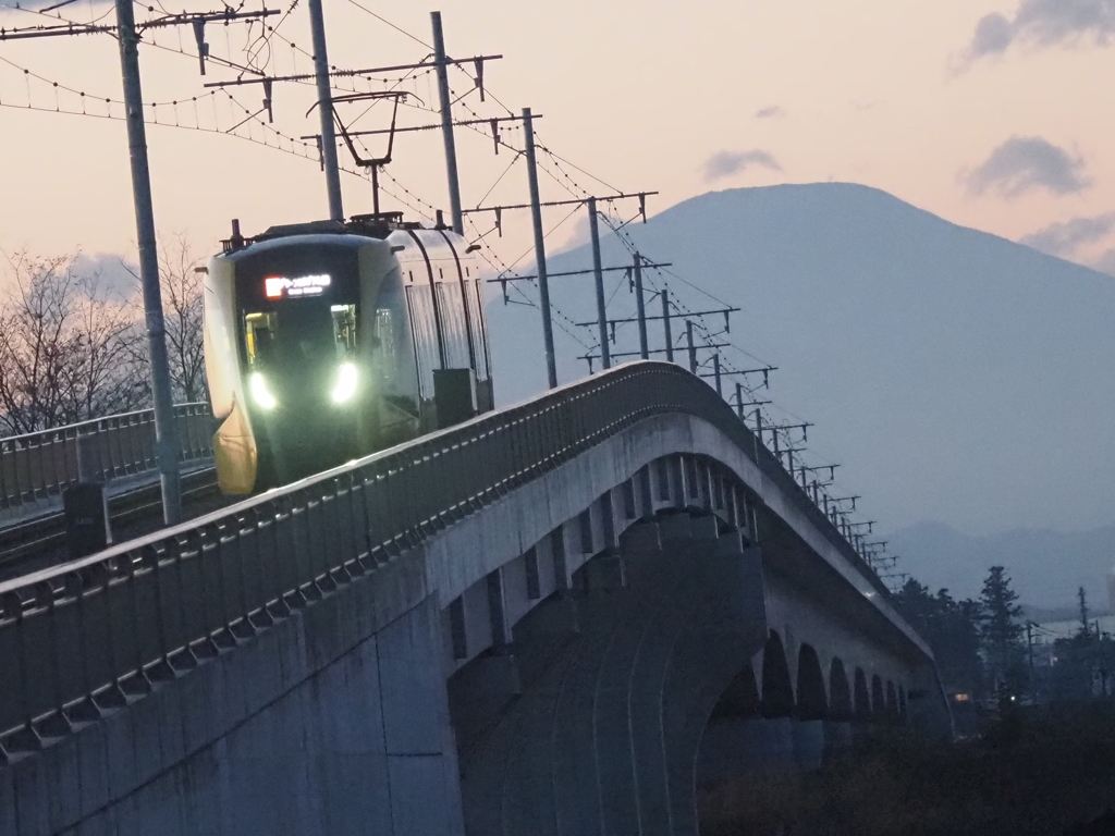 宇都宮LRT飛山城跡