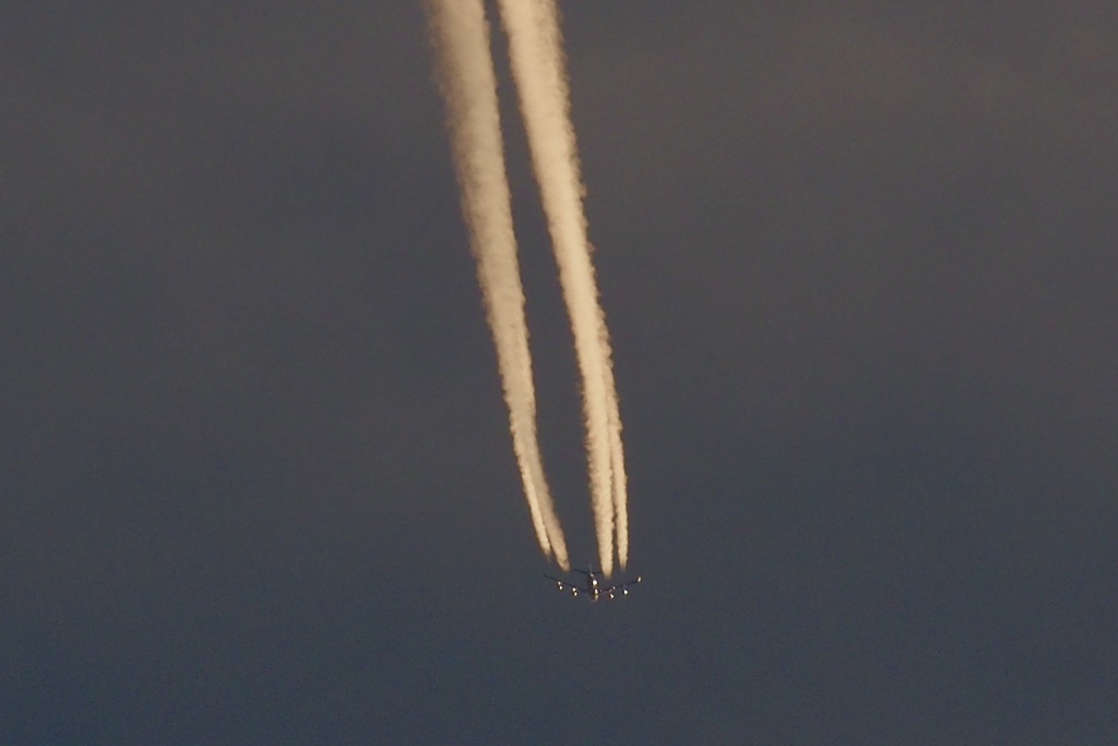 飛行機雲