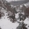 残雪の渓谷