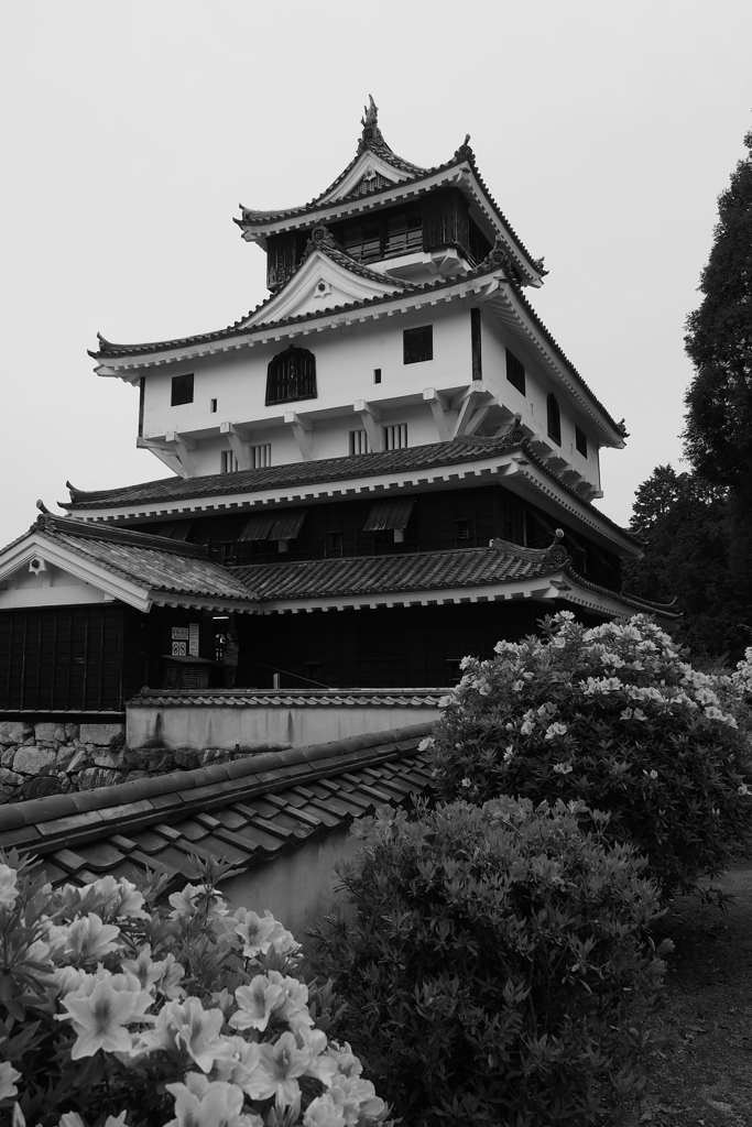 独特　岩国城天守