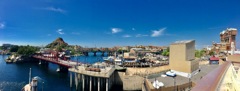 SSコロンビア号から東京ディズニーシーを望む