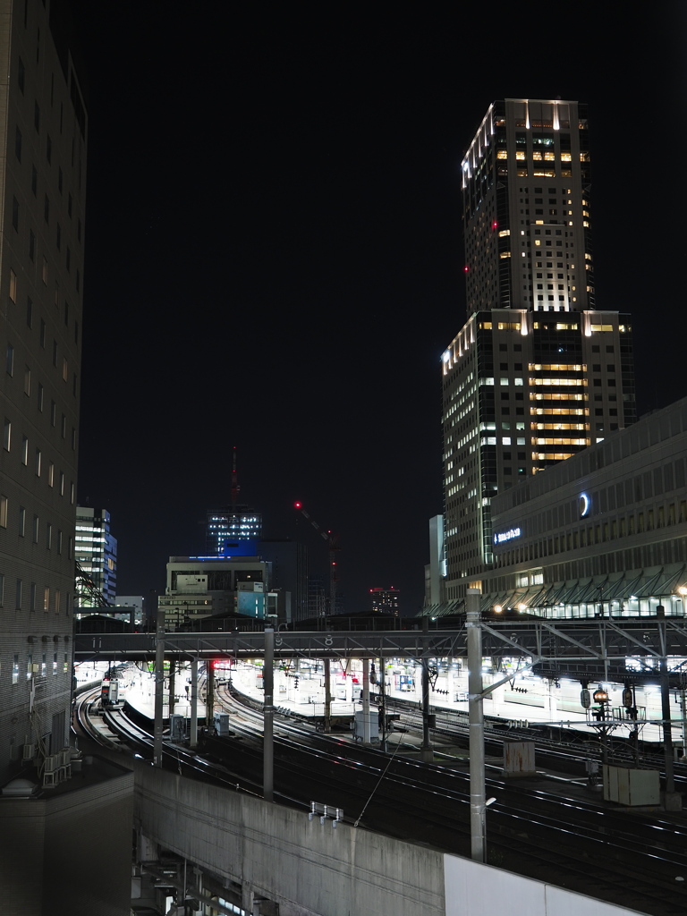 駅裏夜景