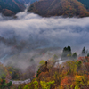 朝霧の渓谷