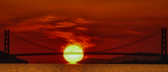 明石架橋大橋と太陽