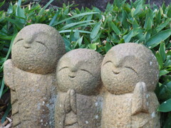 ３つのほほえみ