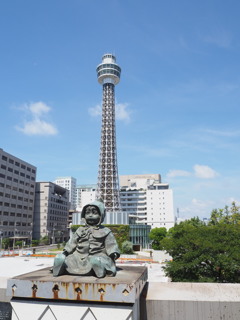 街中の少女