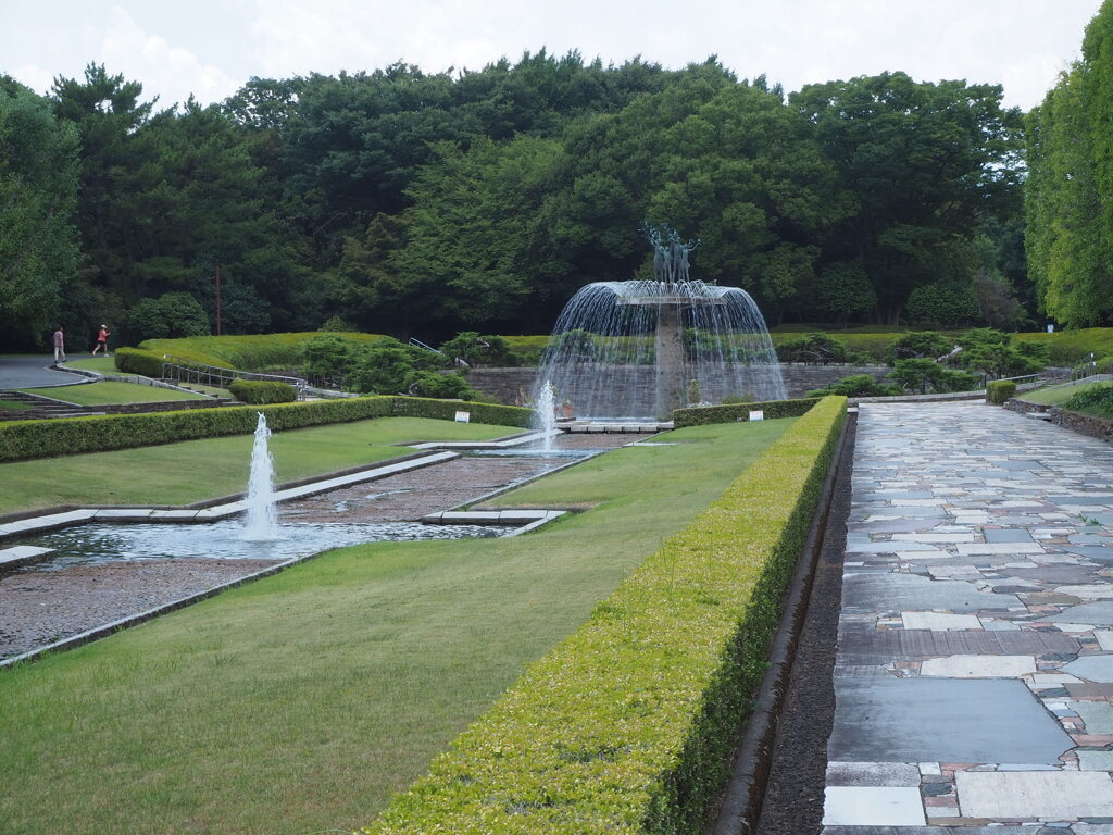 涼を求めて