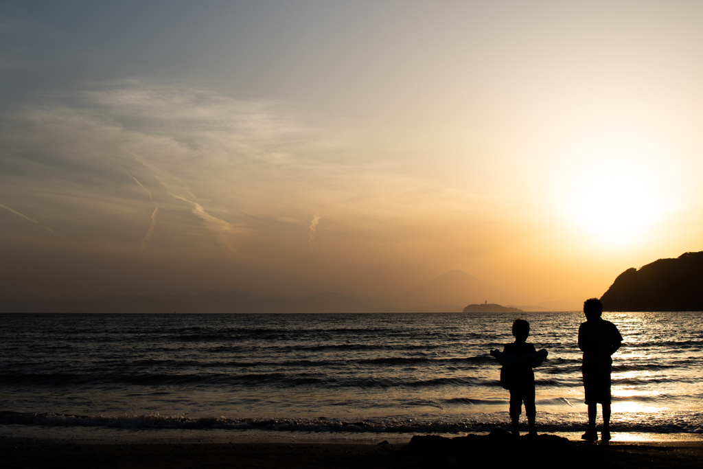 逗子海岸からの夕陽