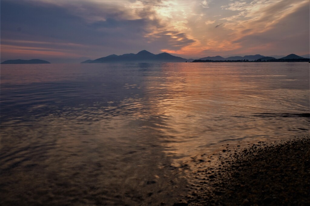 琵琶湖朝景