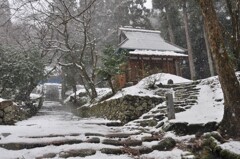 鶏足寺　雪景　６