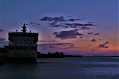 琵琶湖学習船「うみのこ」夕暮れ