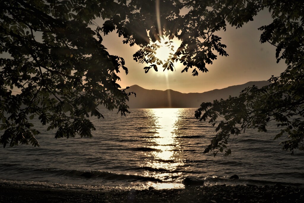 奥琵琶湖夕日　１