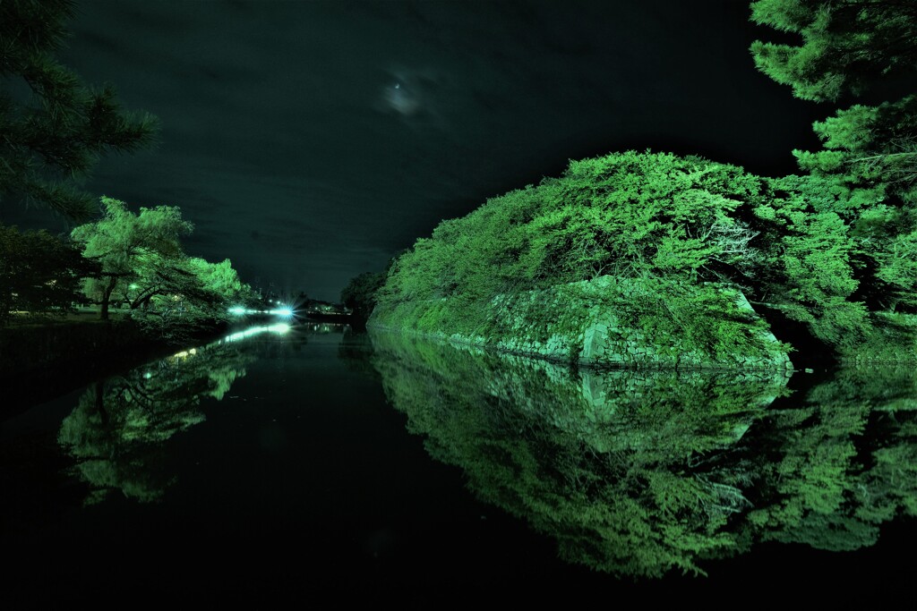 濠端夜景　１