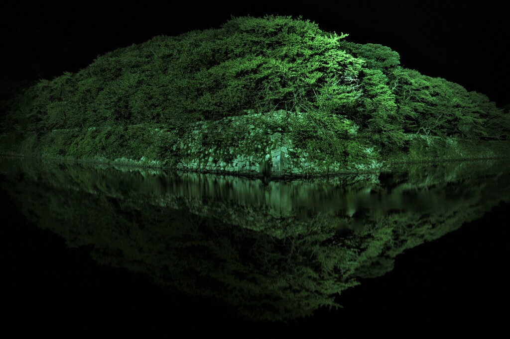 濠端夜景　４