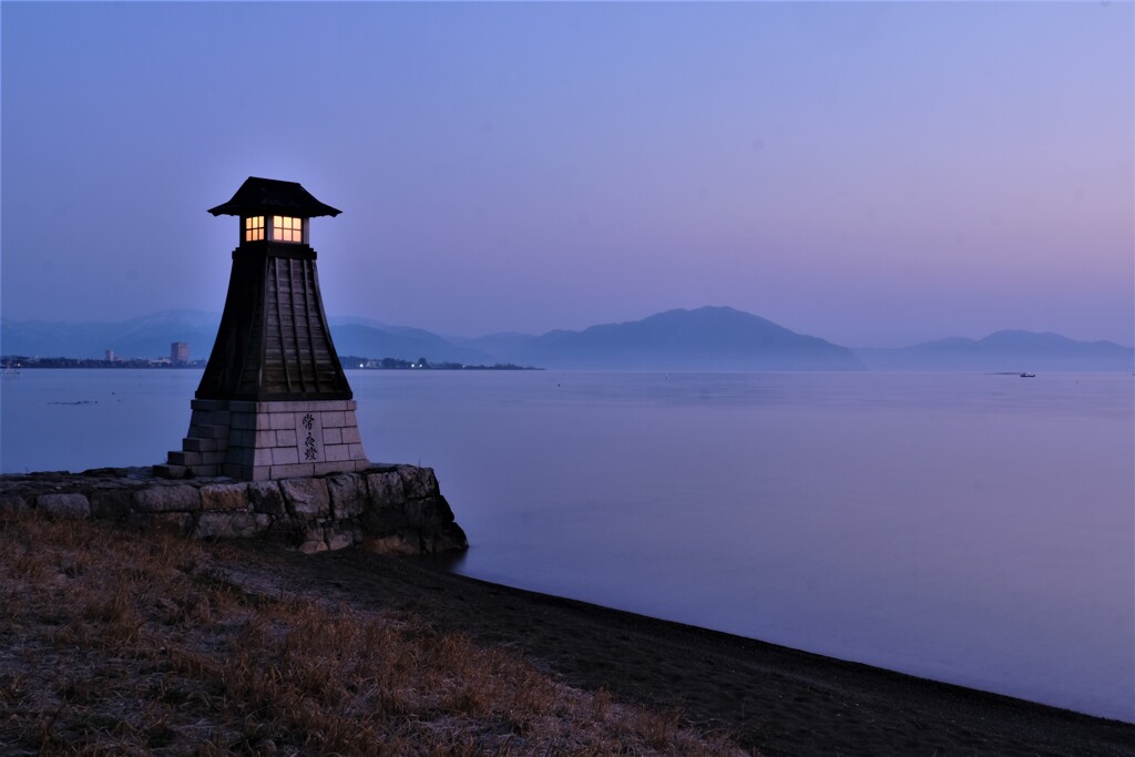 夜明けの常夜灯