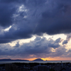 黒雲が迫る玄界島