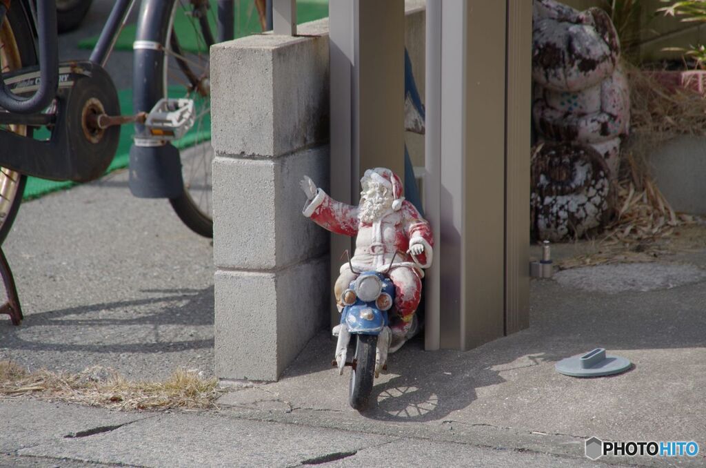 褪せては雪