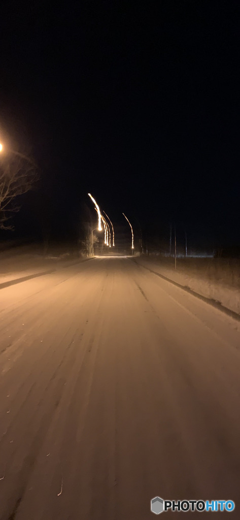 雪道に火の玉落下…
