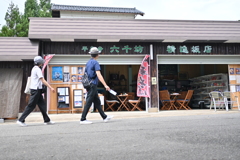 参道沿いの店