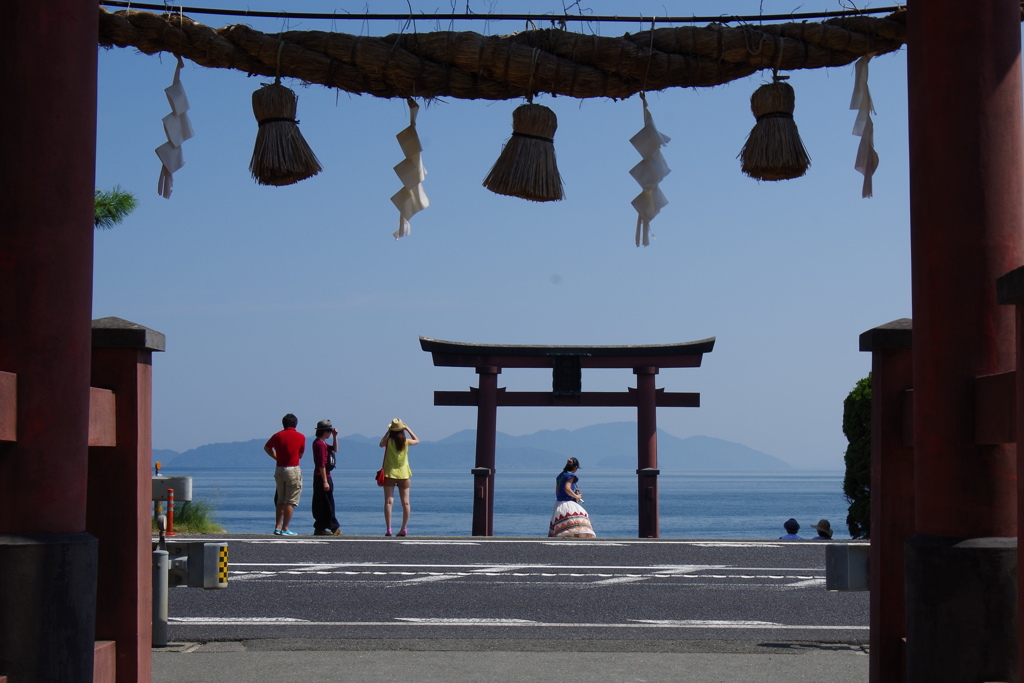 白髭神社と沖島