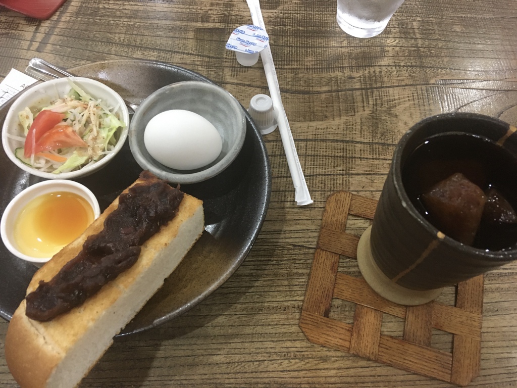 茶房「花椿」のモーニングセット