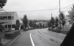 雲が低いな