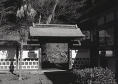 源敬公廟（げんけいこうびょう）