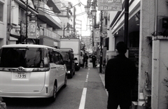朝から渋滞　～東京モノクロ
