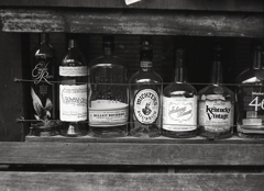 空ボトルの並び