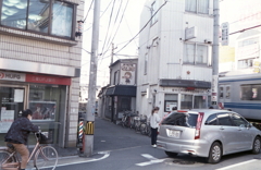 駅を降りると「ちび太ん家」