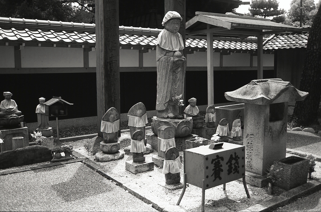 境内の石地蔵