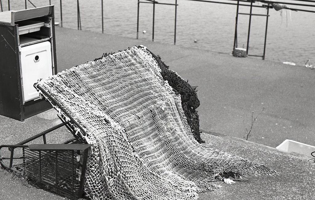 干された漁網