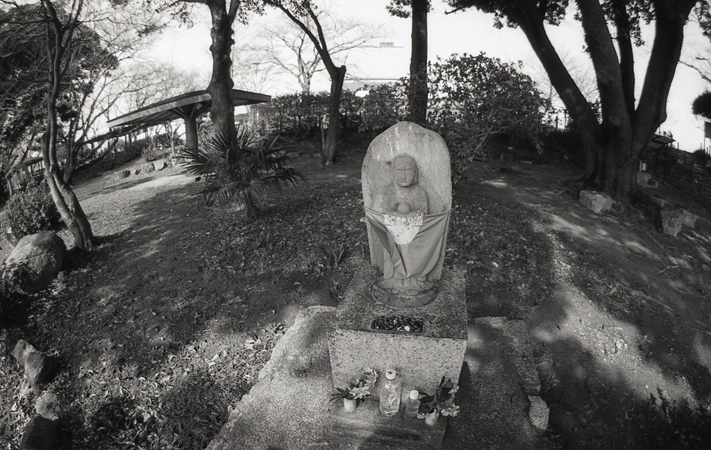 それよりわたしゃお地蔵様だよ。（笑