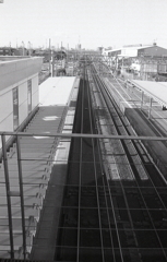 見下ろす線路