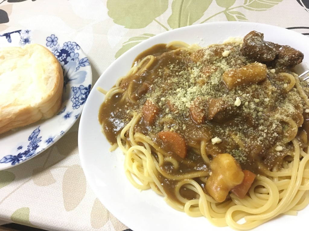 残りカレーのインディアンスパ（笑