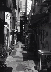 路地にはつぎはぎが好き